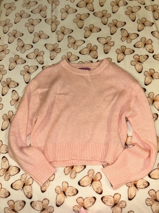 Edikted Sweaters - Edikted baby Pink Crewneck Sweater